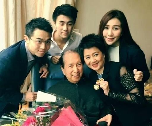 2025澳门今晚开奖结果，澳门今晚开奖结果，探索彩票背后的故事与期待